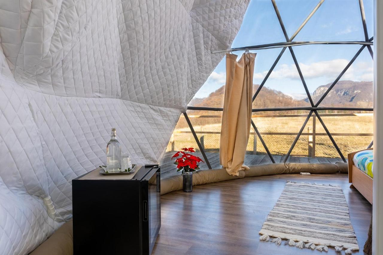 Varatici Brancoveanu Glamping מראה חיצוני תמונה